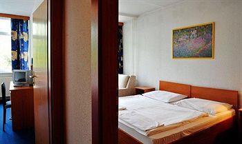 Romai Hotel Budapest Luaran gambar