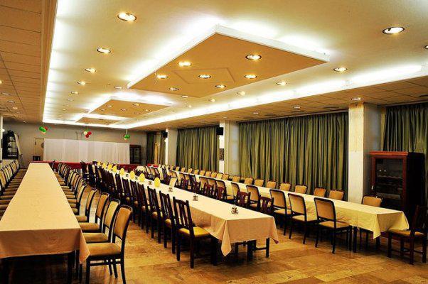 Romai Hotel Budapest Restoran gambar
